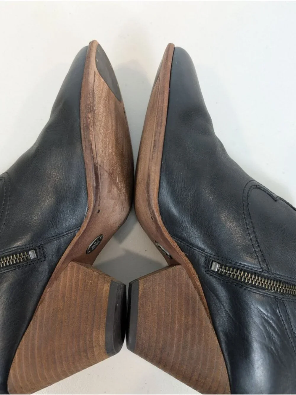 Frye reina black leather booties women's size 11M
